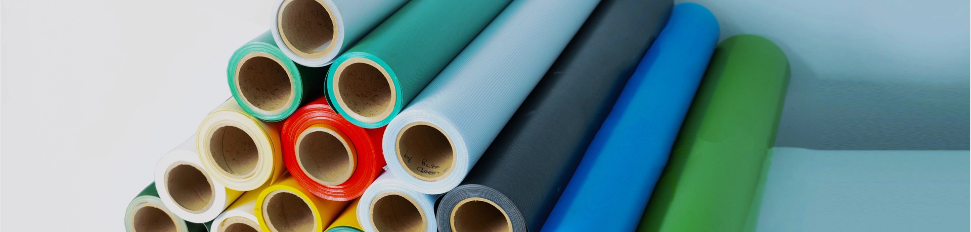 防水シートの生地と材料の詳細については、GSTARPにお問い合わせください