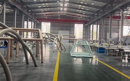 インフレータブルテントオイルフェンス生产ワークショップ