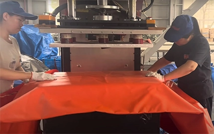 トラックの防水シートの高周波生产