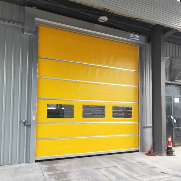 outdoor-pool-tarp-by-application